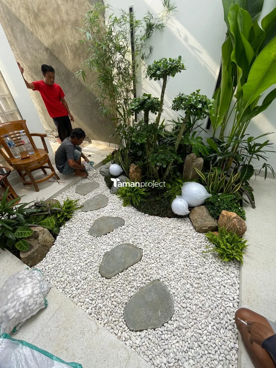 Proyek Tropical Dry Garden di Bintaro Tangerang