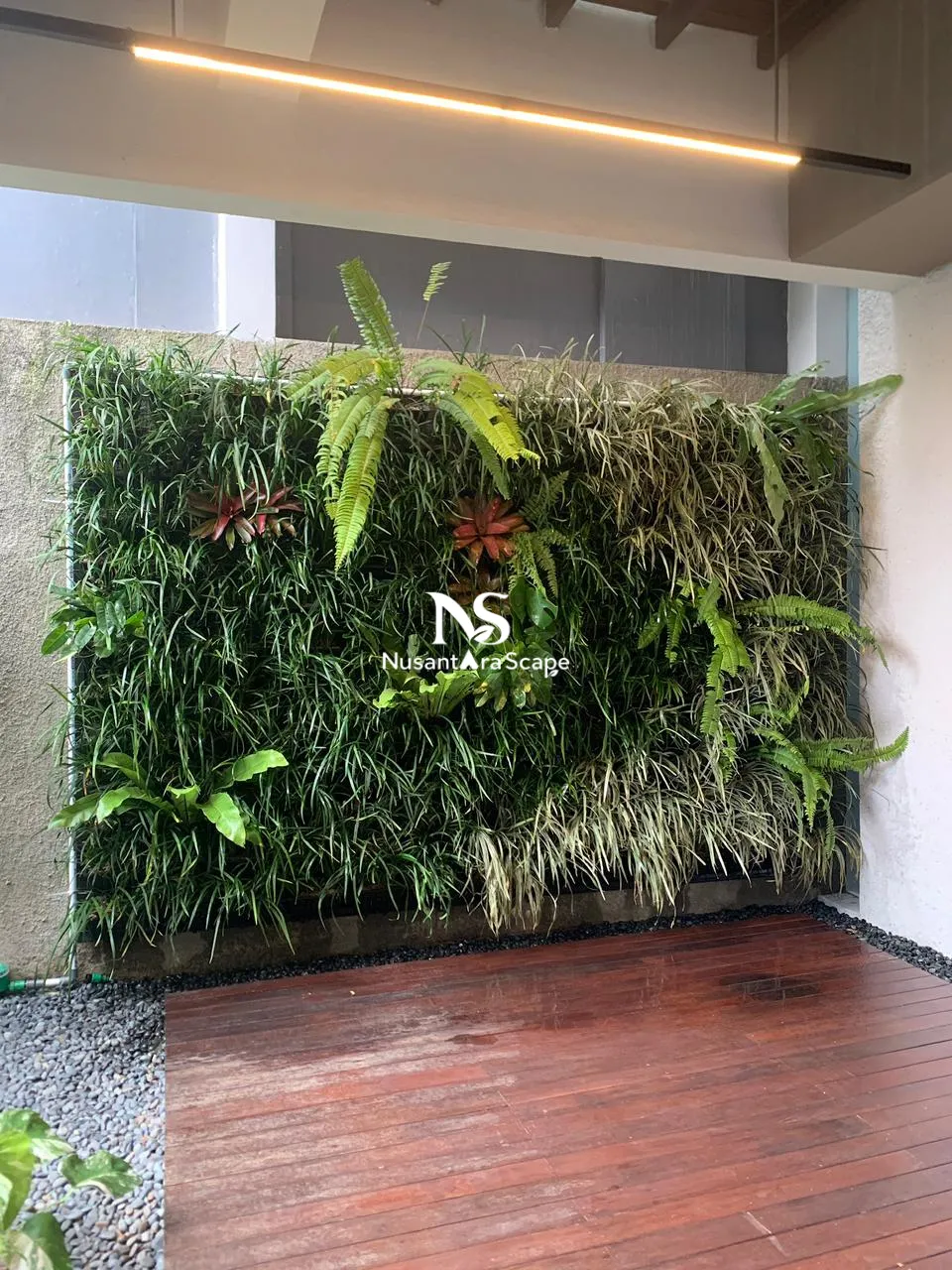 Proyek Vertical Garden Pot by Tamanproject | Iby Stanny - Cibubur Residence