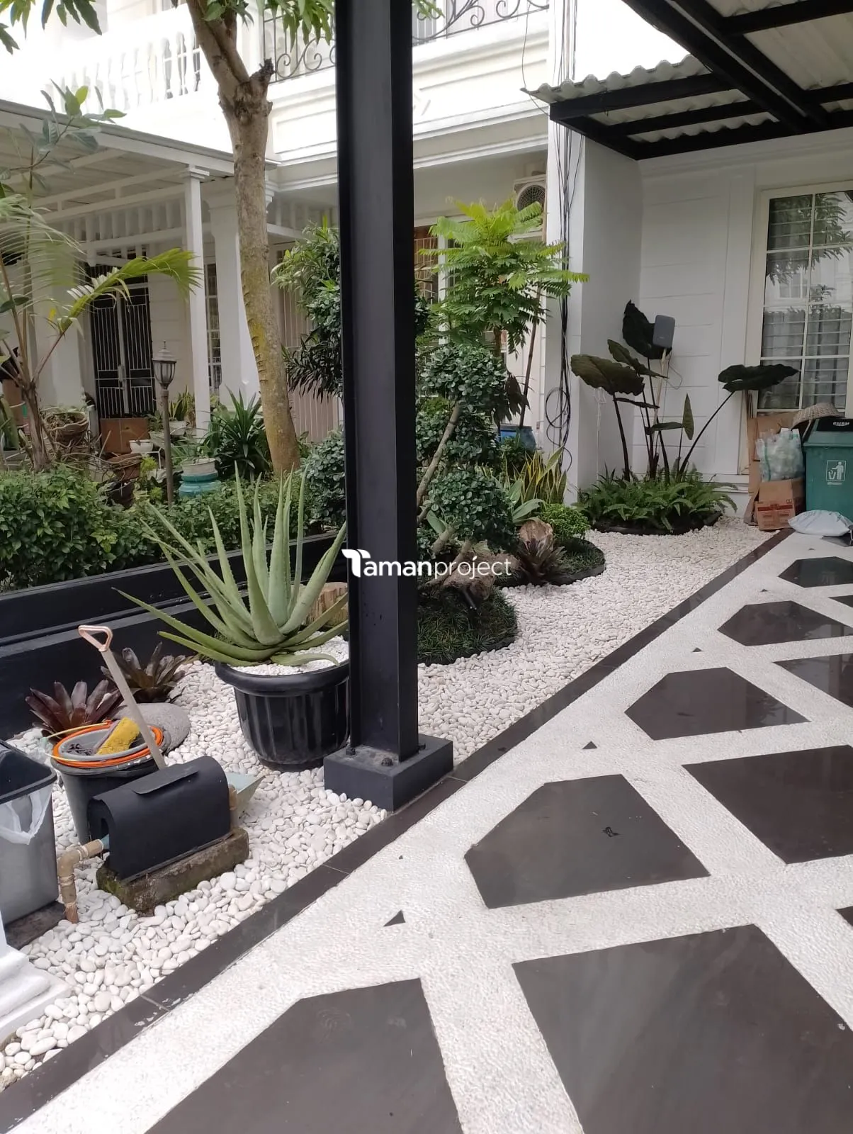 Proyek Zen Garden/ Taman Kering di BSD | Ibu Angela