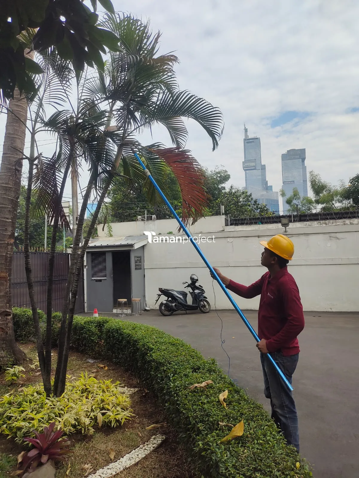 Perawatan Taman PT Permata Karya Jasa Menteng Jakarta